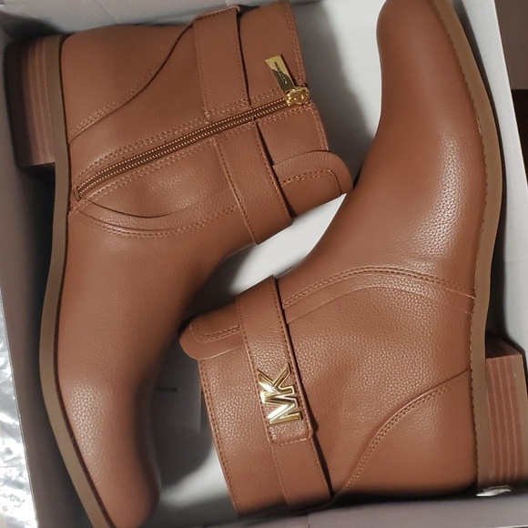 Michael Kors Jilly Flat Bootie Boots - Picture 4 of 4